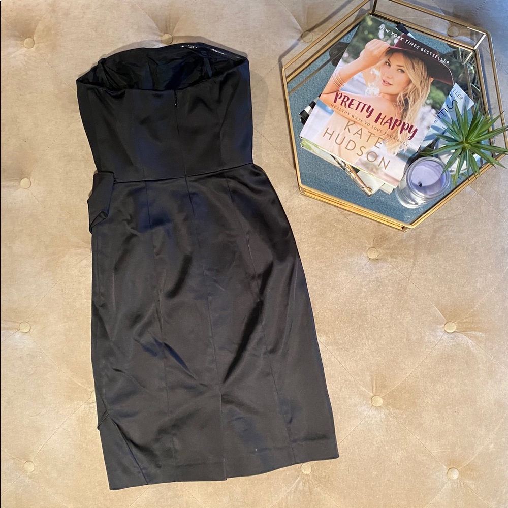 Black strapless dress - Picture 2 of 3